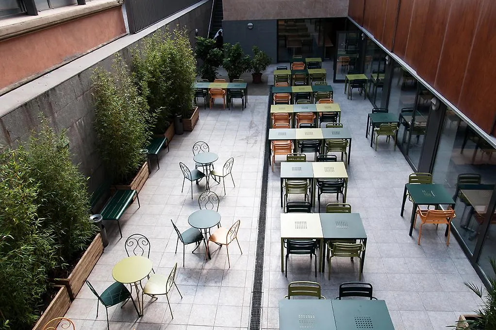 Hostel Alberg Pere Tarres Βαρκελώνη