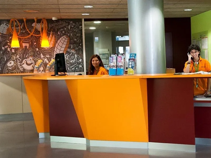 Hostel Alberg Pere Tarres Βαρκελώνη